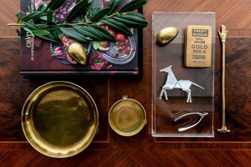 Alice Lane Round Clawfoot Dish in Gold