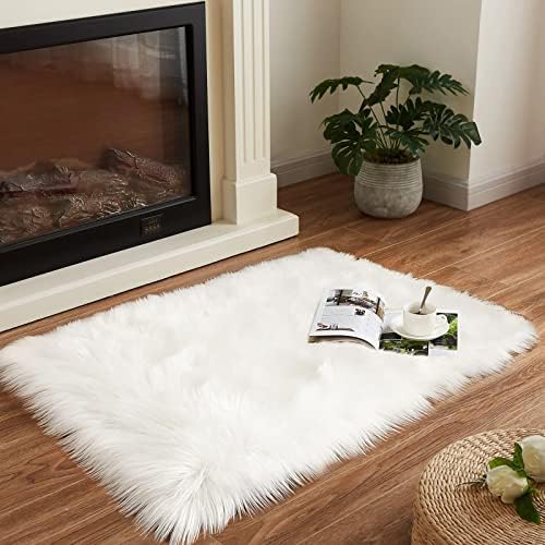 Goolela Faux Fur Rug Throw White 24x36 Inch